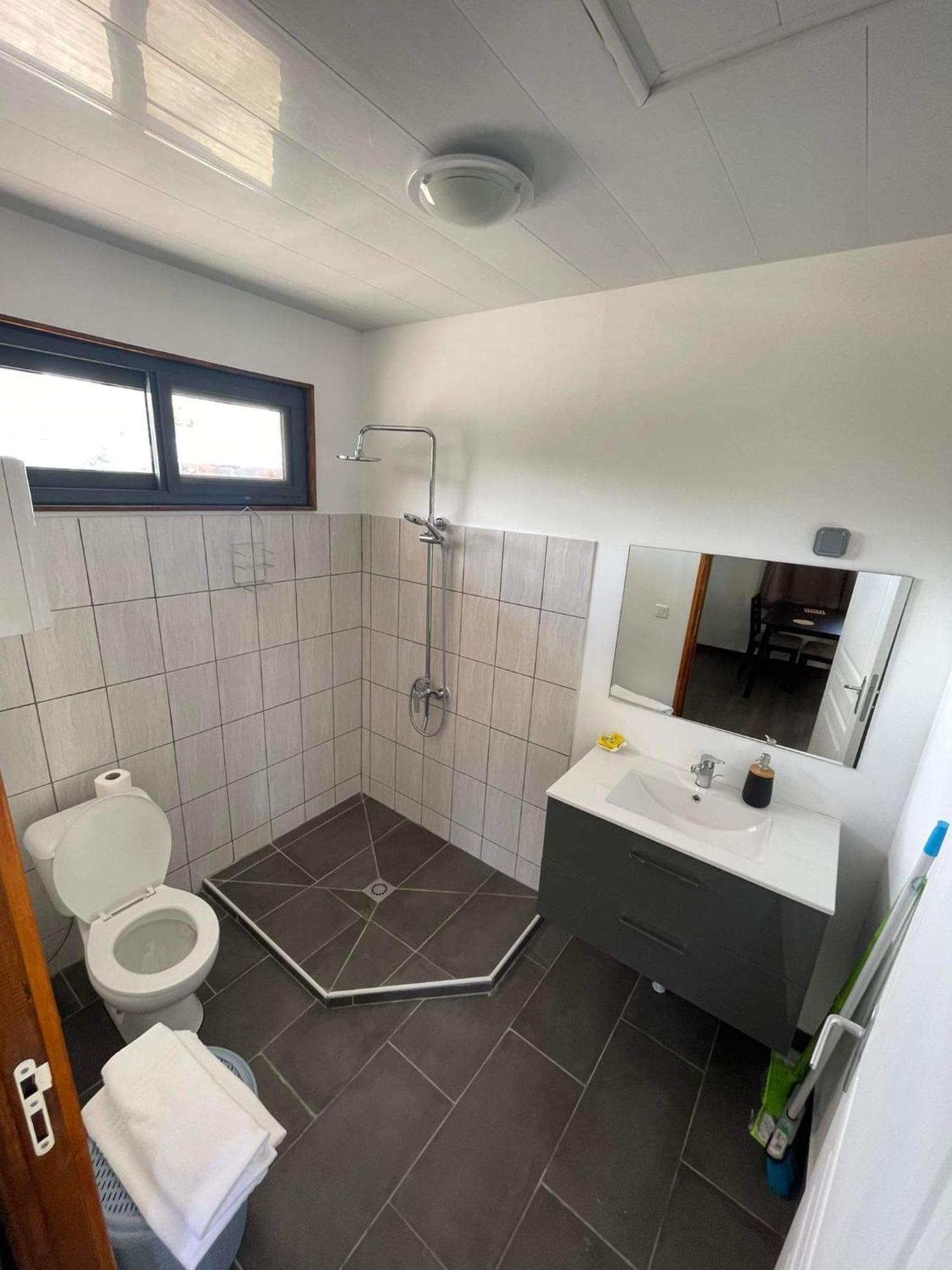 Parea Lodge Huahine Bungalow F2 #Miti Eksteriør billede